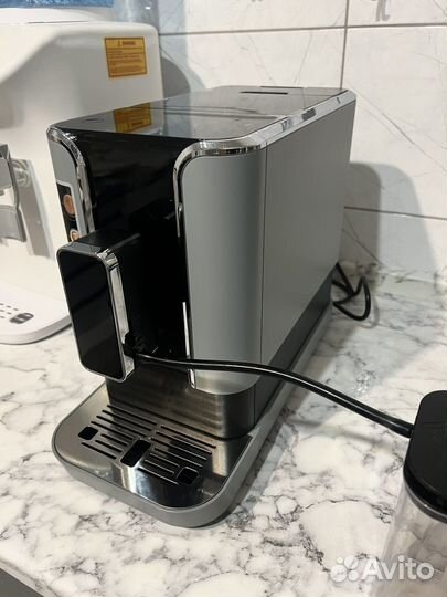 Кофемашина автоматическая RED Colomba RCM-1550