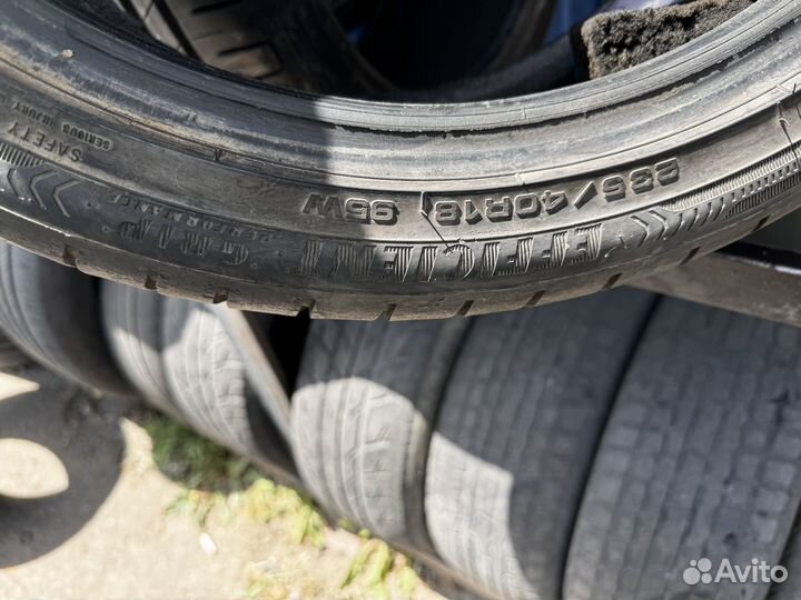 Goodyear EfficientGrip Performance 235/40 R18 95W