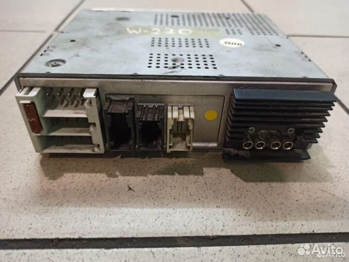 Тв тюнер Mercedes-Benz W220