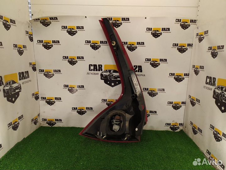 Фонарь задний правый R Volvo XC60