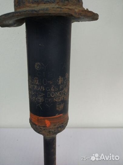 Амортизатор toyota 48510-60120 (48510-60121)