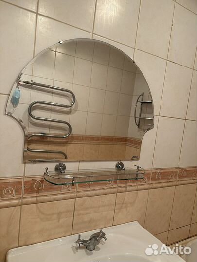 Тумба для ванной с зеркалом