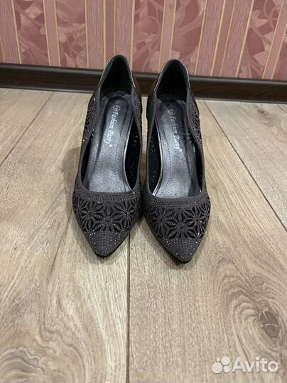 Туфли женские