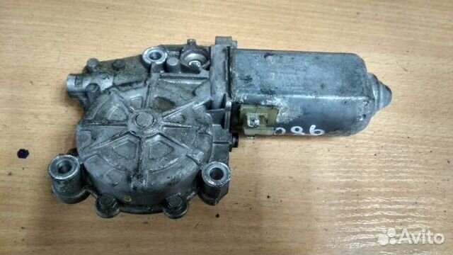 Моторчик стеклоподъёмника, левый volvo FH12 1-seer