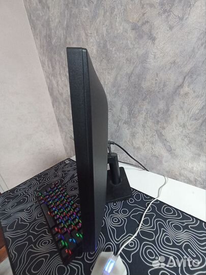 Монитор LG 24MP400