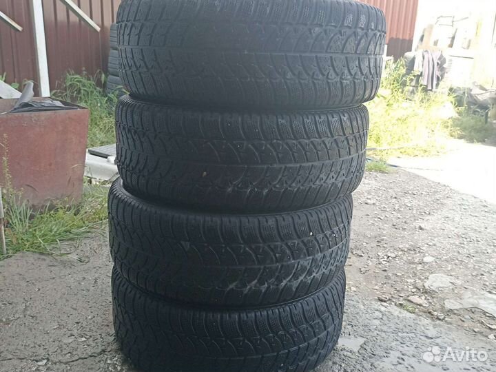 Kelly Winter ST 205/55 R16