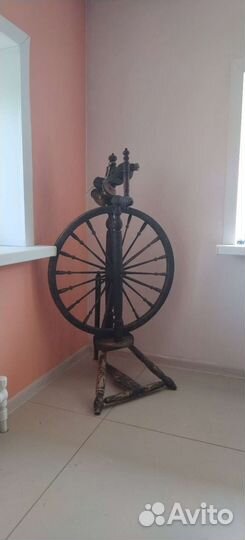 Прялка деревянная старинная