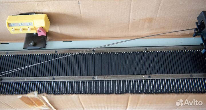 Машина вязальная ручная нева-5