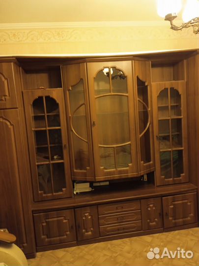 Стенка в гостиную