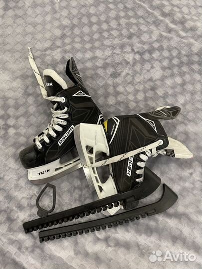 Коньки хоккейные