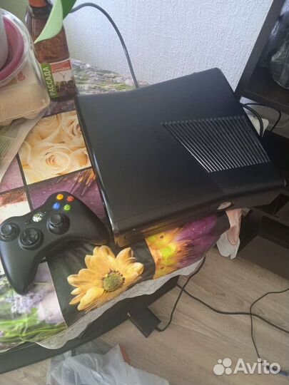 Xbox 360 slim Freeboot