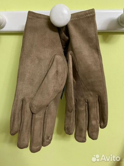 Перчатки