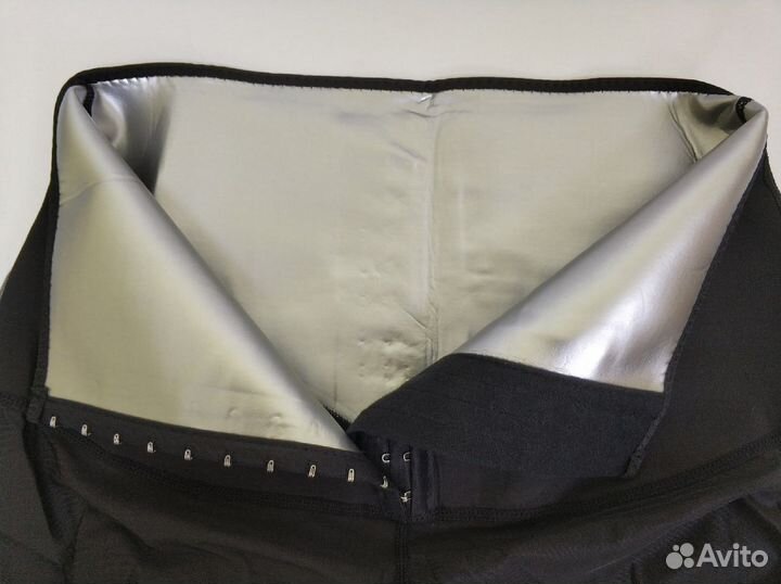 Утягивающие шорты для фитнеса 