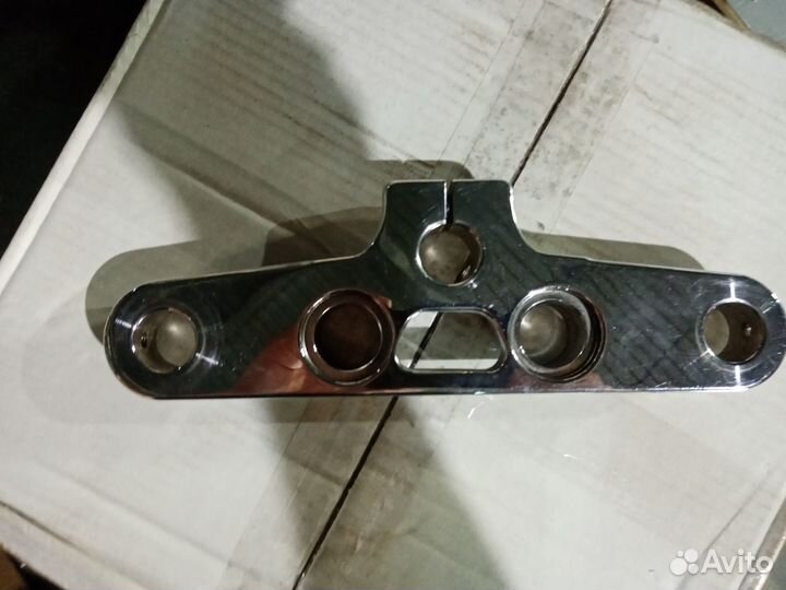 Верхняя траверса Harley Davidson softail