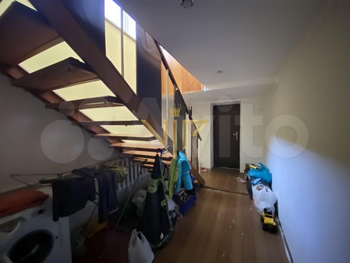 Дом 180 м² на участке 6 сот.