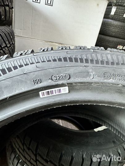 Ikon Tyres Autograph Snow 3 SUV 275/40 R21 и 315/35 R21 111T