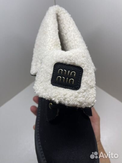 Ботинки зимние Miu Miu (25 см)