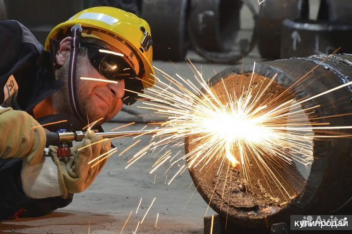 Газорезчик проезд+питание+проживание