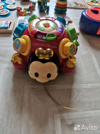 Развивающие игрушки для малышей пакетом