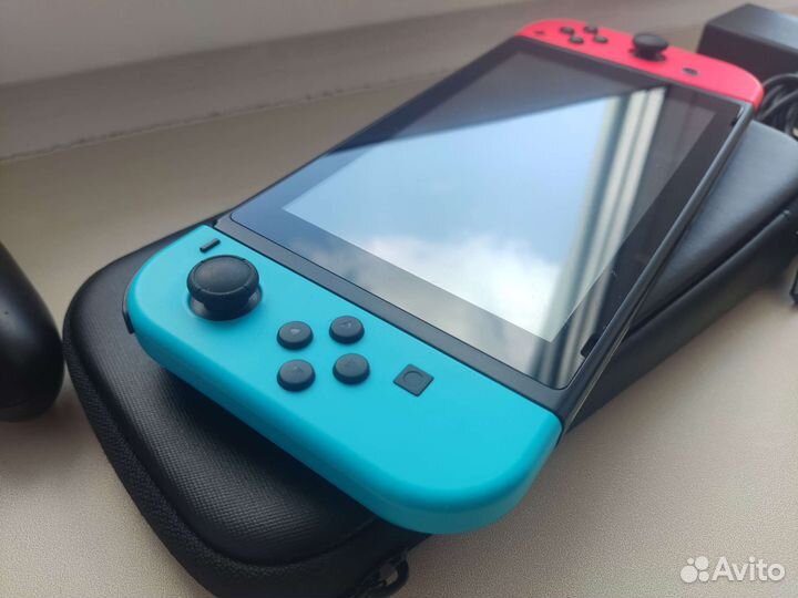 Прошитая Nintendo Switch V2 96Gb+игры