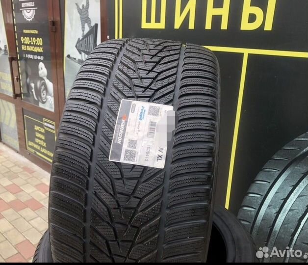 Hankook Winter I'Cept Evo 3 W330A 285/40 R21 109V