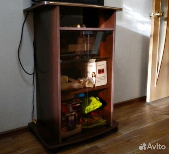 Тумба под телевизор