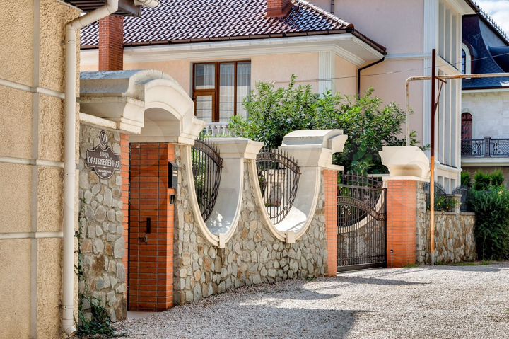 Дом 515 м² на участке 10 сот.