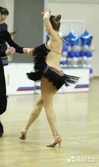 Костюм для бальных танцев латина