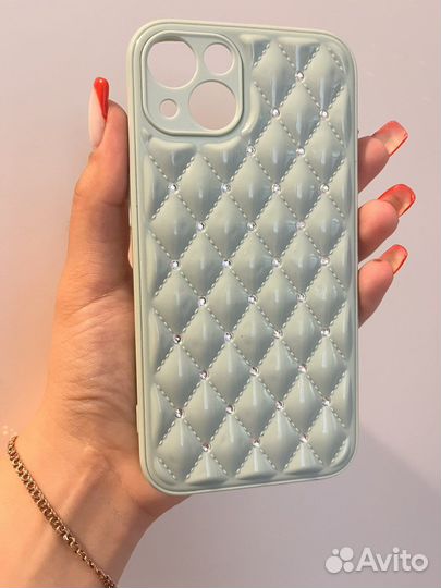 Чехол на iPhone 13