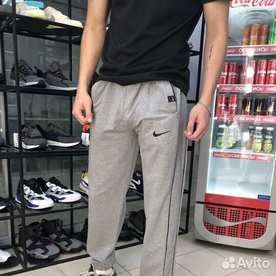 Спортивные штаны мужские Nike