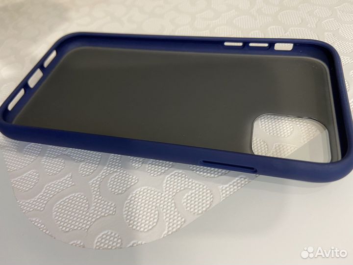 Чехол на iPhone 11