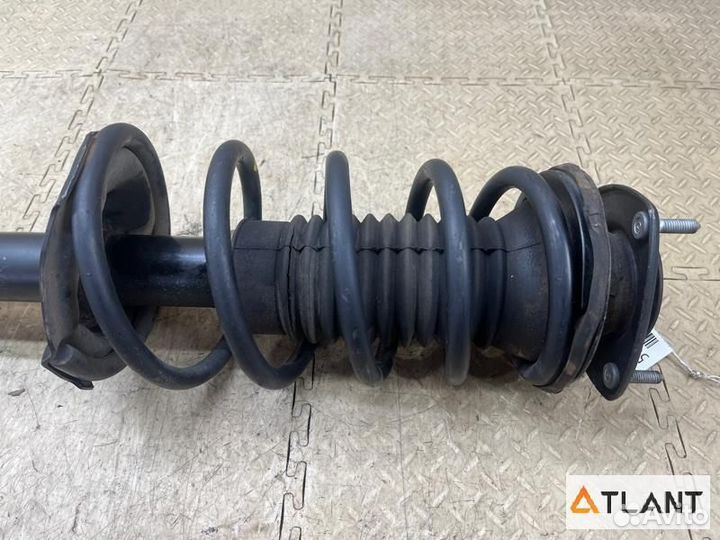 Стойка передняя левая toyota sienta