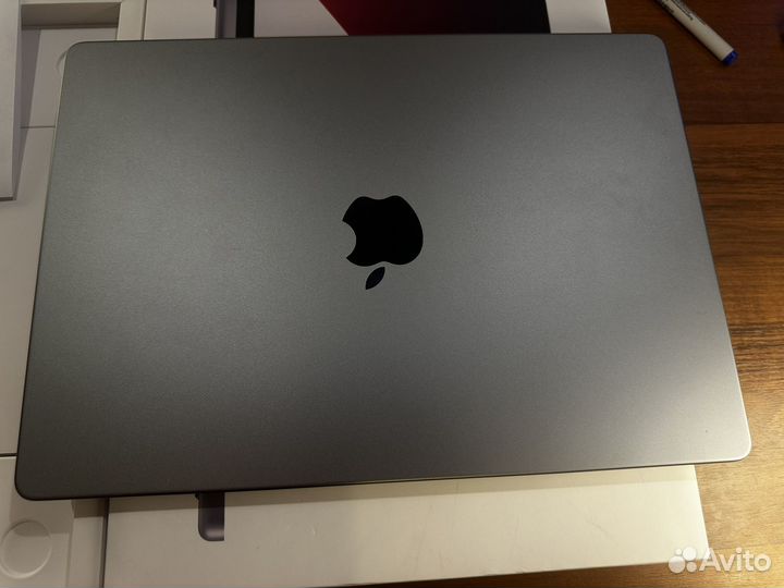 MacBook Pro 14 2021 M1 Pro 16 GB/1Tb/54ц/рст/Идеал