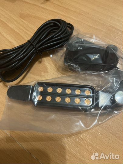 Звукосниматель съемный для акустической гитары