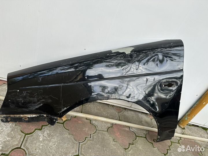 Крыло переднее левое priora