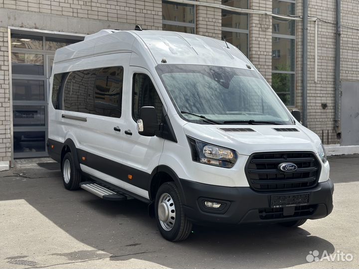 Ford Transit микроавтобус, 2024