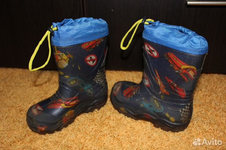 Резиновые сапоги утепленные войлочным сапожком