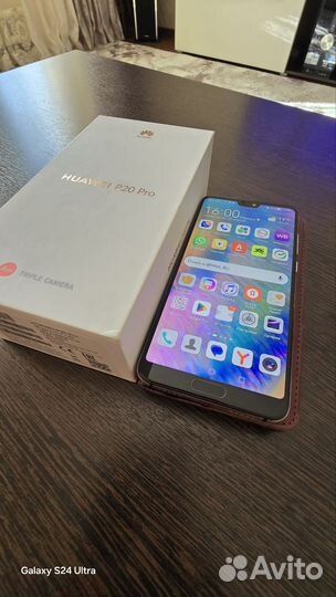 HUAWEI P20 Pro, 6/128 ГБ