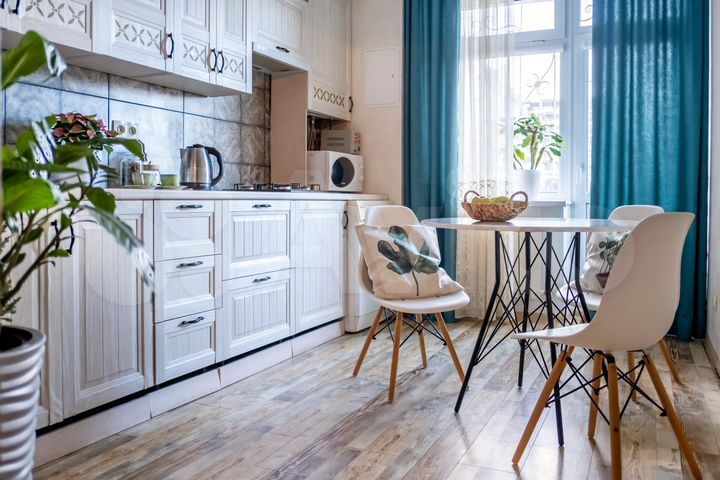 1-к. квартира, 40 м², 1/3 эт.