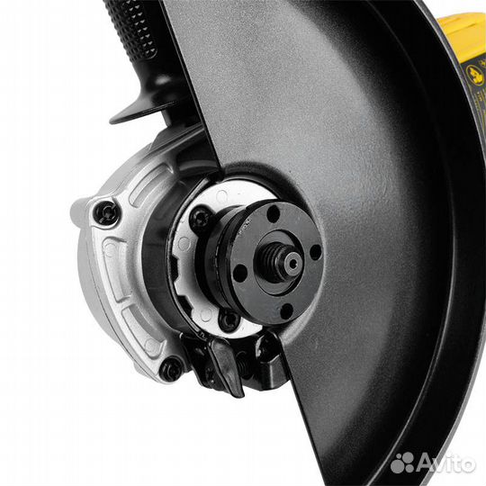 Шлифмашина угловая DeWalt DWE 492