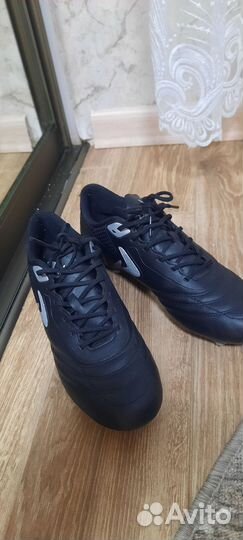 Футбольные бутсы demix