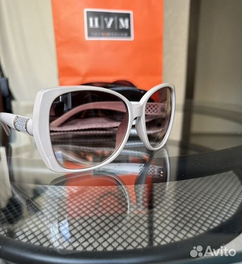 Солнцезащитные очки