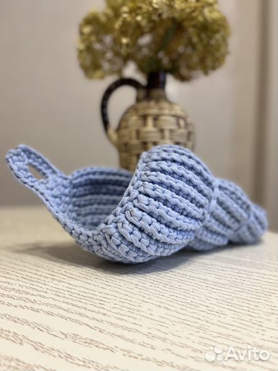 Вязаная интерьерная ракушка