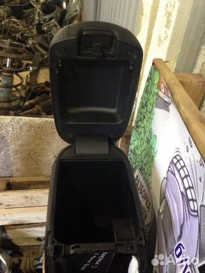 Консоль центральная Kia Sportage