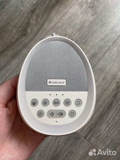 Ночник с белым шумом и звуками природы