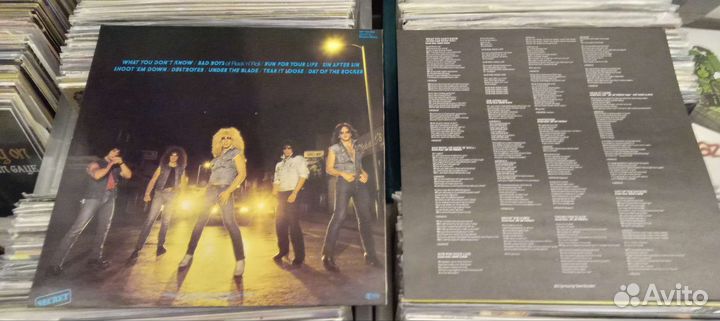Twisted sister under the blade 1982 Germany LP