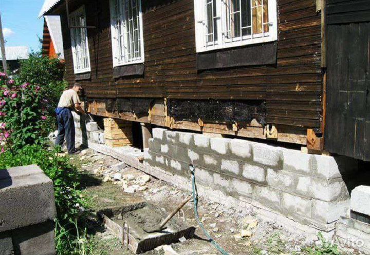 Бригада строителей