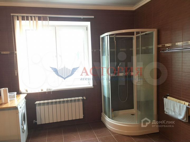 Дом 261,1 м² на участке 30 сот.