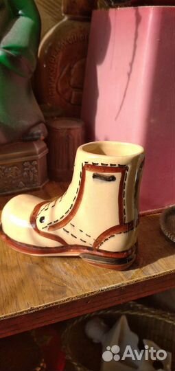 Сувениры.статуэтки,вазы лфз