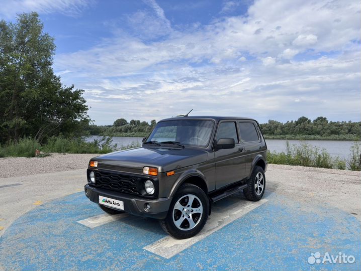 LADA 4x4 (Нива) 1.7 МТ, 2020, 30 084 км